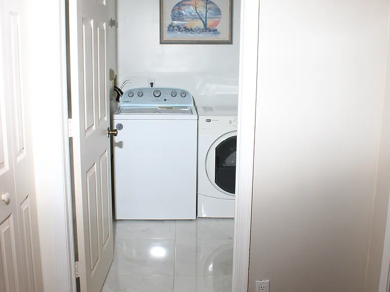 upstair laundry room