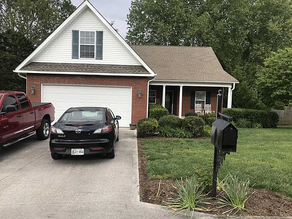 2nd image of 4518 Everwood Oak Ln