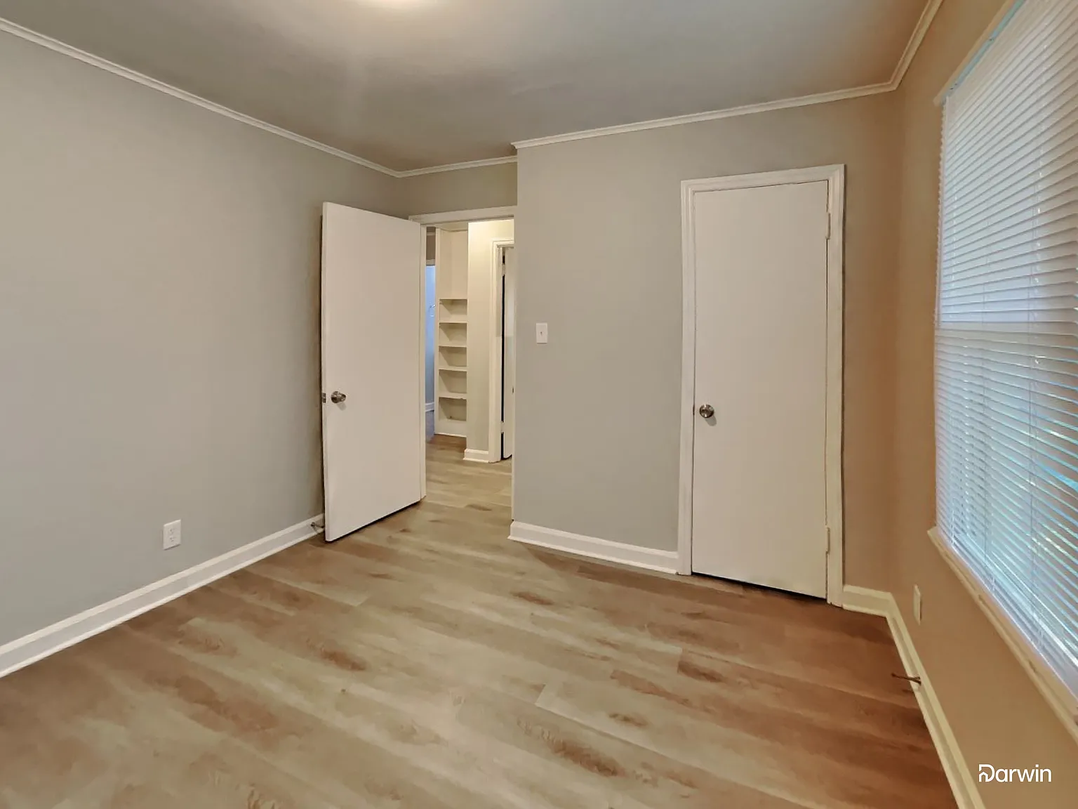 3 bed, 1.0 bath, 1082 sqft, $1,230 — Photo 2