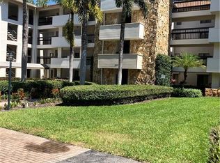 200 Wyndemere Way #B402, Naples, FL 34105