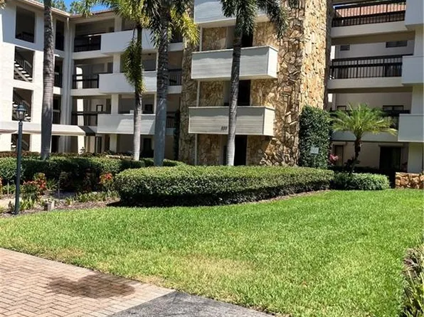 200 Wyndemere WAY #B402, NAPLES, FL 34105