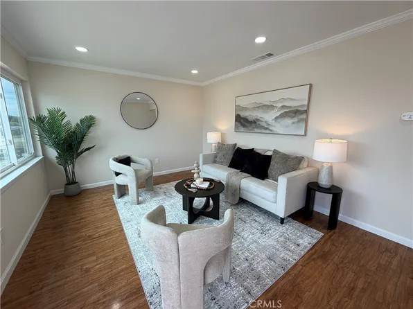 3112 Luna Ave, San Diego, CA 92117