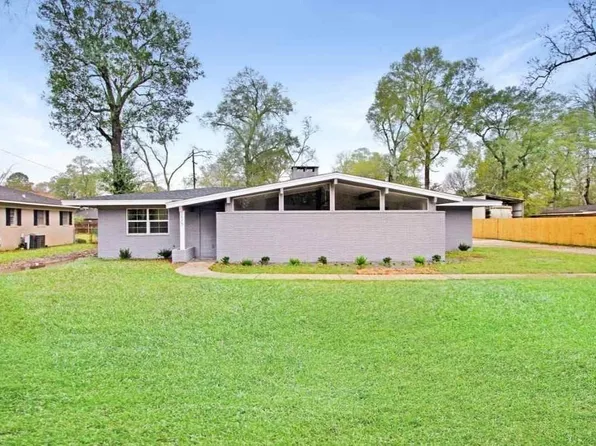 7575 Coburn Dr, Beaumont, TX 77707