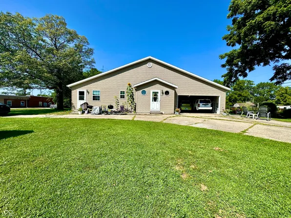 421 E North St, Hartford City, IN 47348