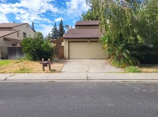 1011 Camphor St, Manteca, CA 95337
