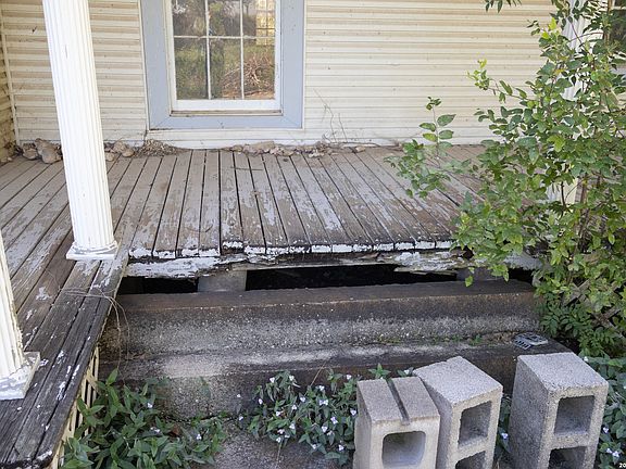 5th image of 134 Kessler Ln