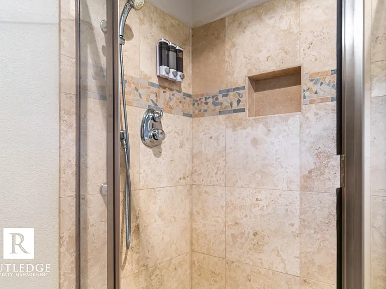 6565 Whispering Pines Ln — Photo 28