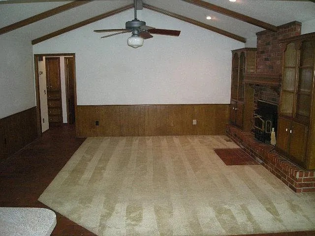 3 bed, 2000 sqft, $1,695 — Photo 4