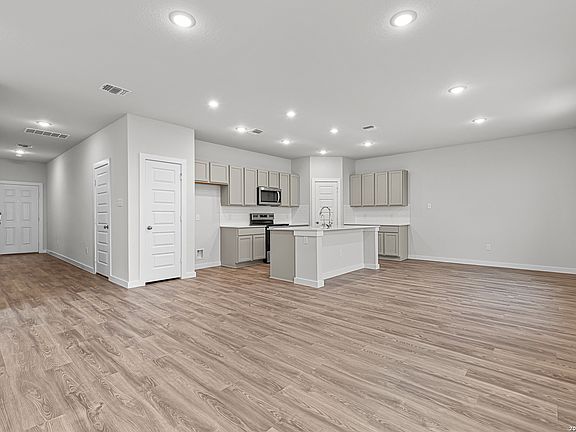 5th image of 4307 Hobbiton Way