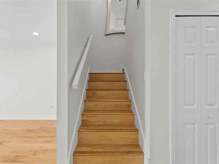 1119 Shipwatch Cir — Photo 30