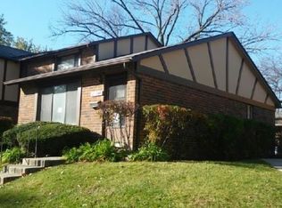 1S244 Ingersoll Ln, Villa Park, IL