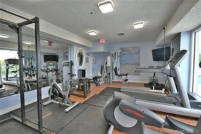 4th image of 9195 Collins Ave #912-1