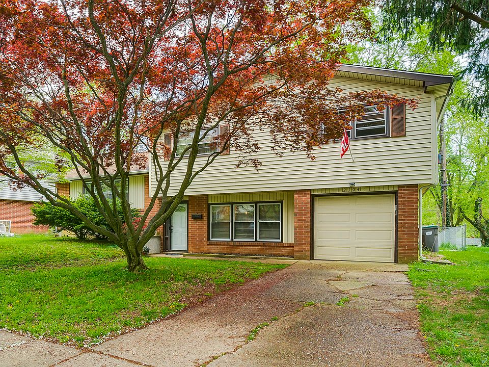 1st image of 2104 Coventry Dr