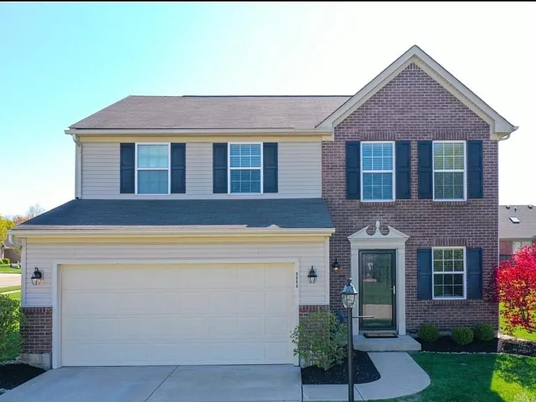 9880 Blue Spruce Dr — Photo 1