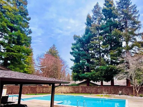 20 Northwood Commons Pl, Chico, CA 95973