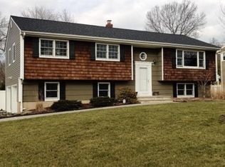 14 Iron Forge Rd, Parsippany, NJ 07054