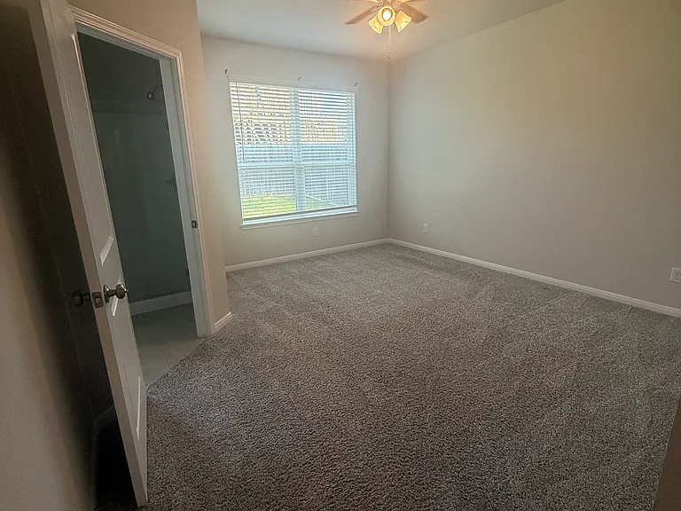 934 James Parker Cir — Photo 10