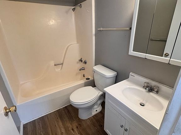 2nd image of 1025 1st St #3