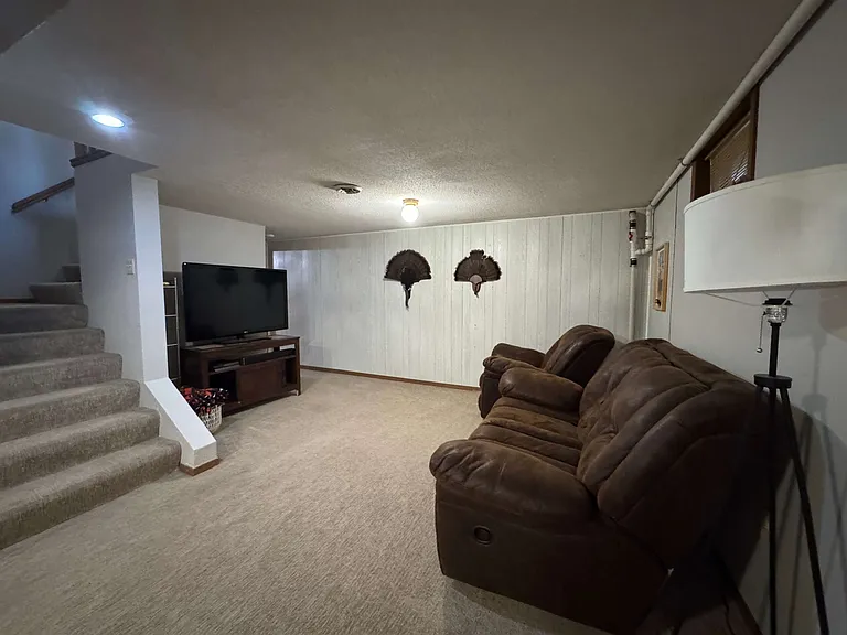 1403 Orchard Dr — Photo 15