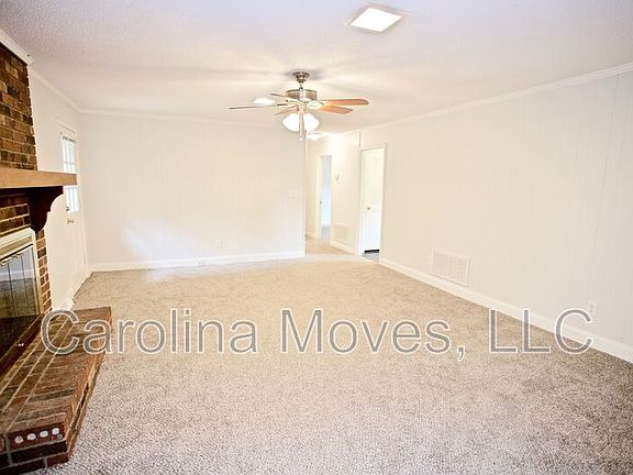 4th image of 10 Northway Dr