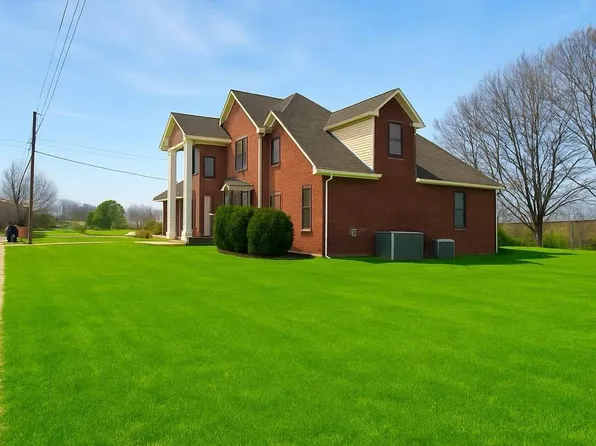 215 Argyll Cir, Hazard, KY 41701