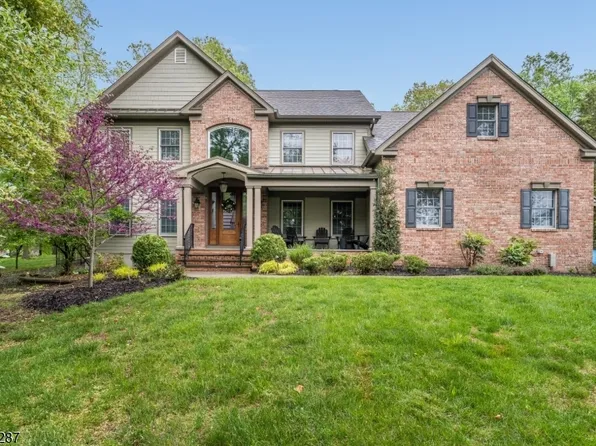 30 Southgate Drive, Clinton Twp., NJ 08801