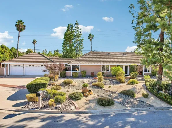 1963 Janich Ranch Ct, El Cajon, CA 92019