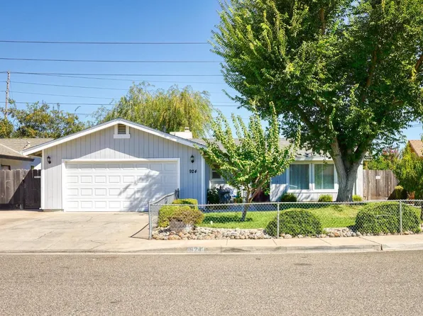 924 Forestal Ln, Waterford, CA 95386