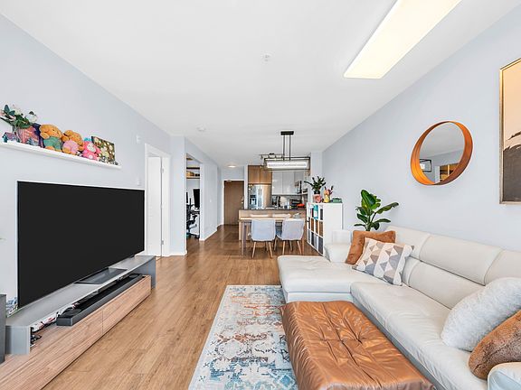 5th image of 202 Lebleu St #305