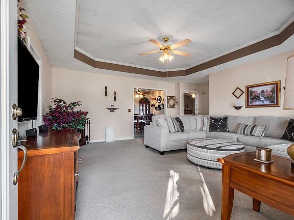5th image of 107 Platte Dr