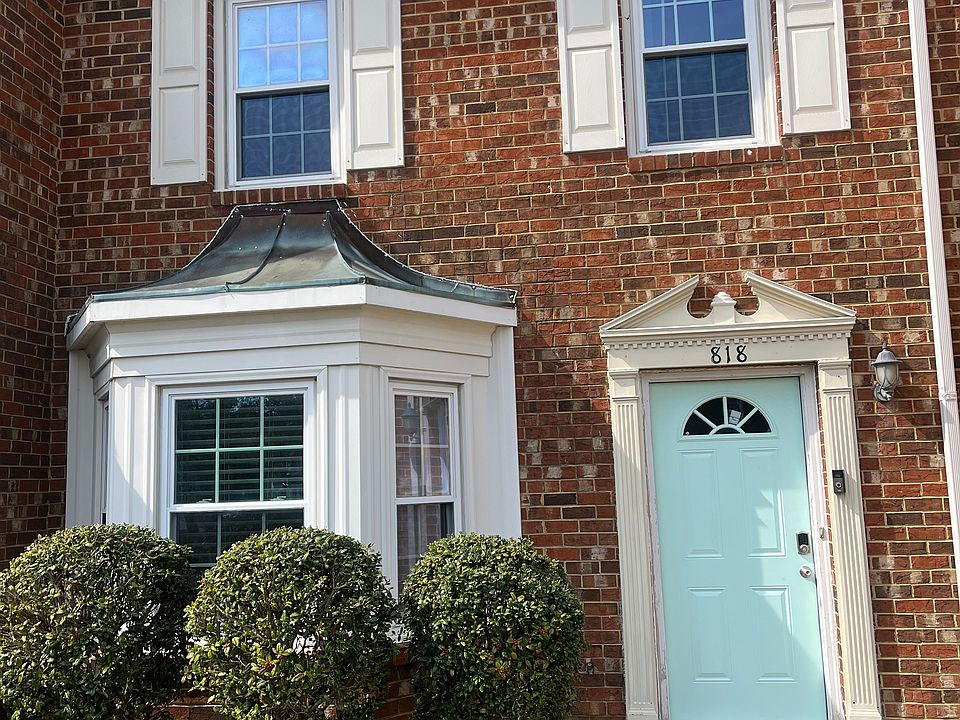 1st image of 818 Mill Landing Rd