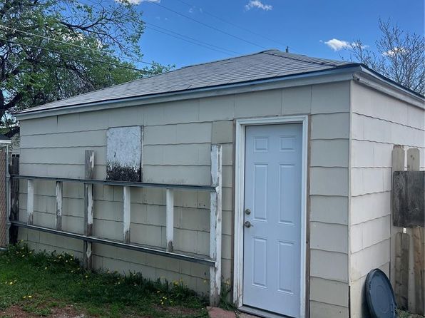 1132 Moline Street, Aurora, CO 80010