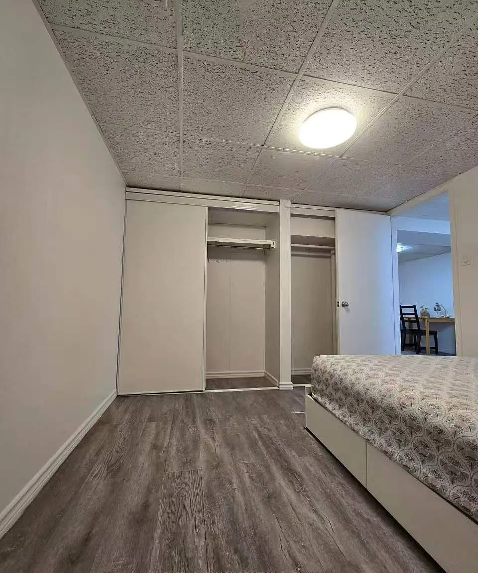 1 bed, $1,300 — Photo 4