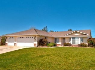 2894 Tropicana Ct, Redding, CA 96003