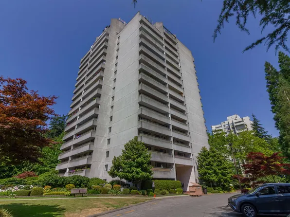 4134 Maywood St #402, Burnaby, BC V5H 4C9