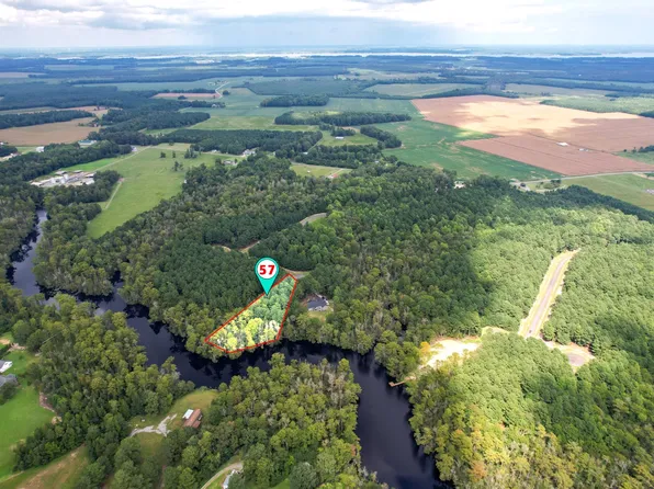 57 Anchor Ct #57, Hertford, NC 27944