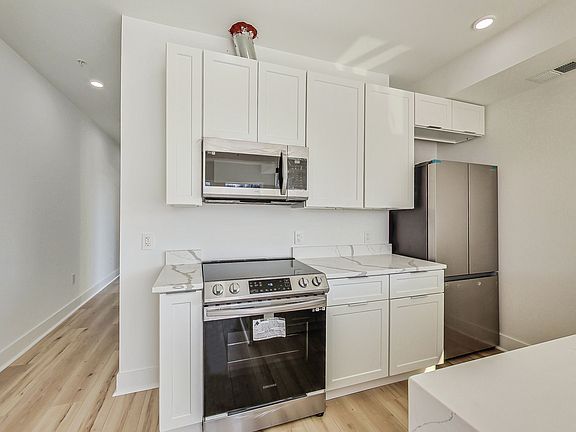 5th image of 4234 Benning Rd NE #8A