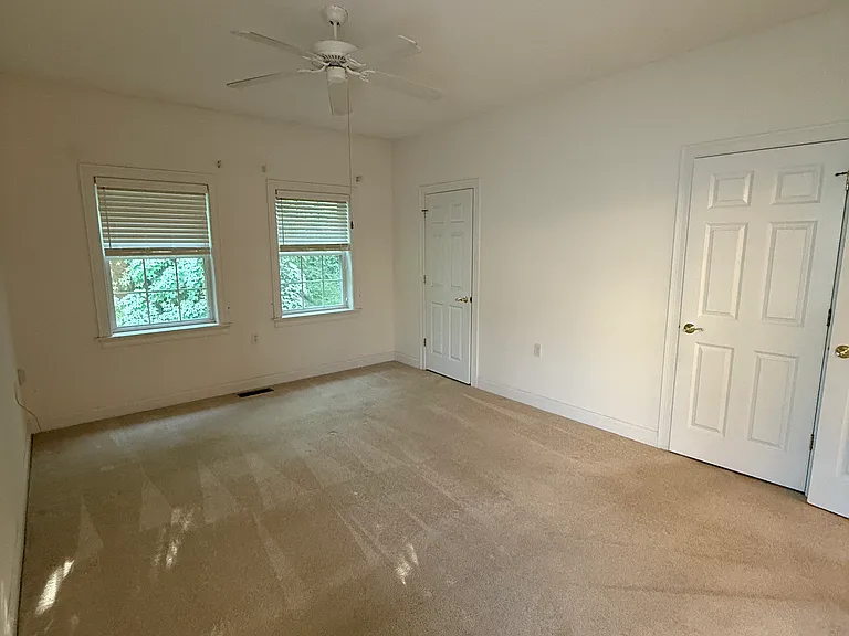 9 Clover Ln — Photo 16