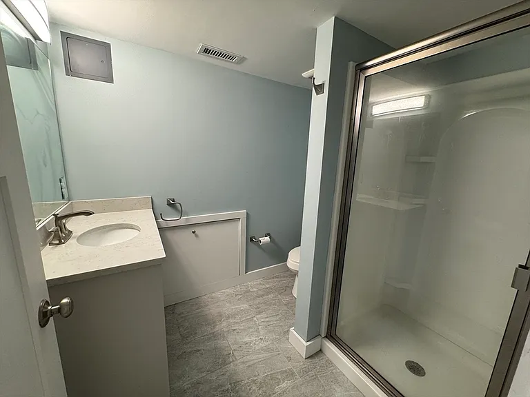 338 Pleasant St #1 — Photo 13