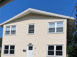 595 S Main St, Woonsocket, RI 02895