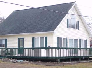 121 Maple St, Brooklyn, MI 49230