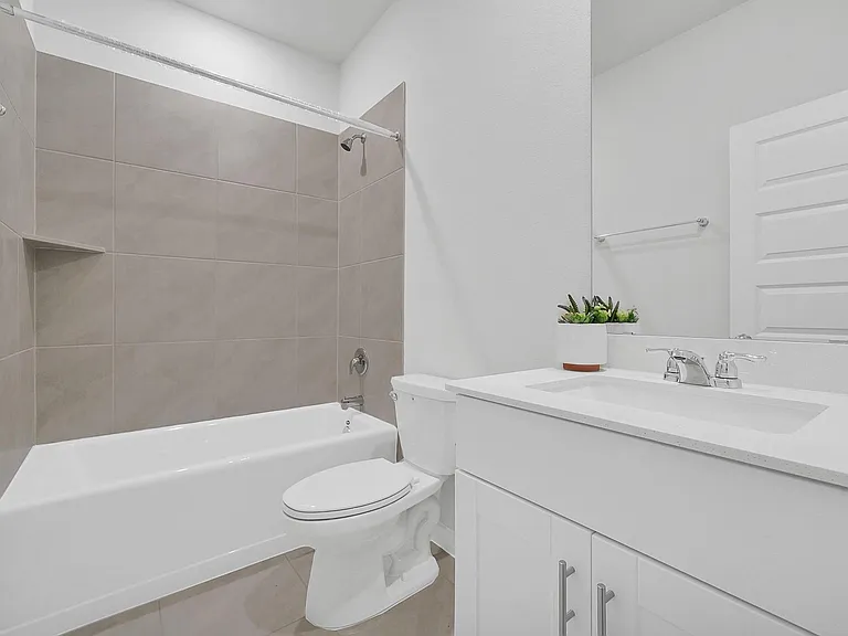 2634 Chivalry Ln — Photo 11