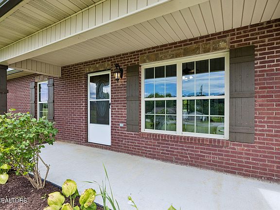 2nd image of 294 Vernie Lee Rd