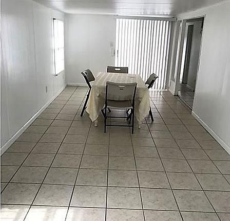 5th image of 2924 Lakeshore Dr