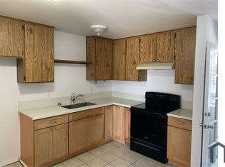 956 Locust Ave APT 36, Long Beach, CA 90813