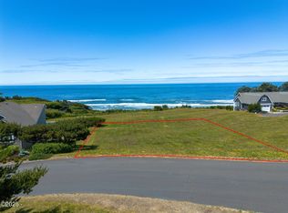 16 Nantucket Dr, Cloverdale, OR 97112
