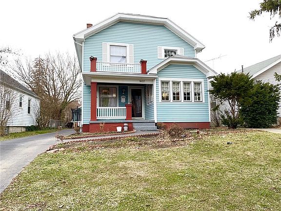 2nd image of 1637 Emmons Ave