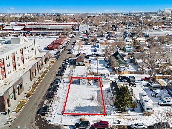 3rd image of 4790 N Vine Street