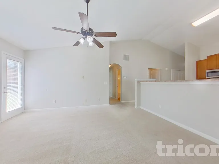 158 Hill Side Way — Photo 3