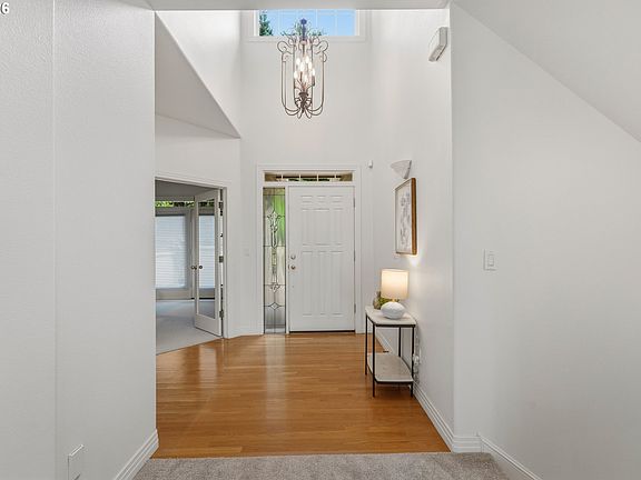 3rd image of 14 Morningview Ln